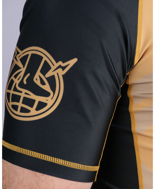 Leglock Camp Rashguard