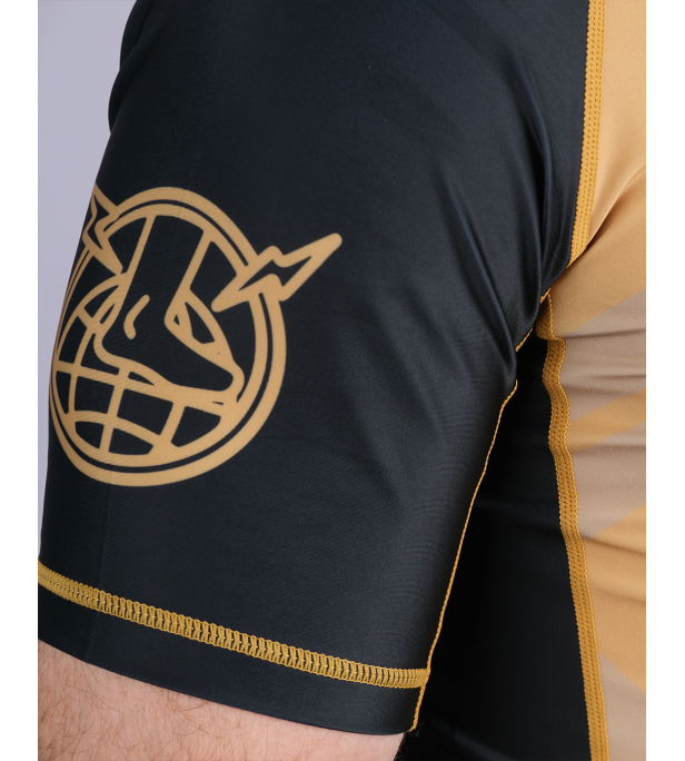 Leglock Camp Rashguard