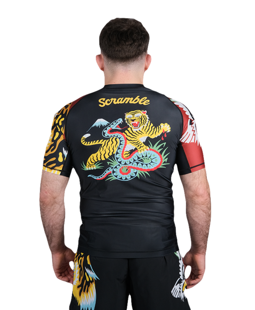 Sukajan Rashguard – Krótki Rękaw