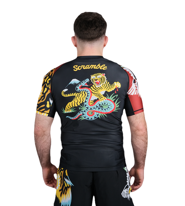 Sukajan Rashguard – Krótki Rękaw